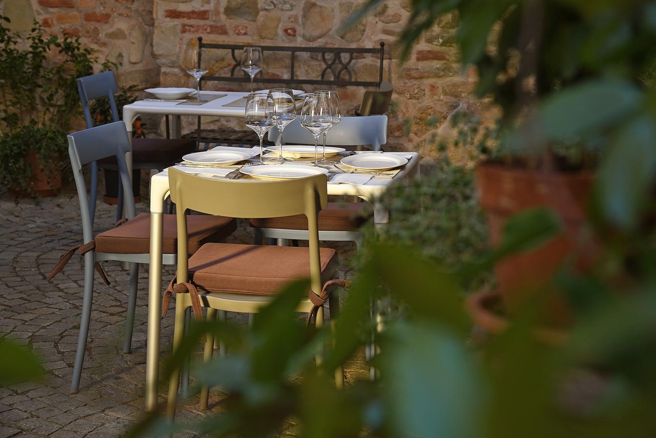 Notte In Langa Bed & Breakfast La Morra Exterior photo